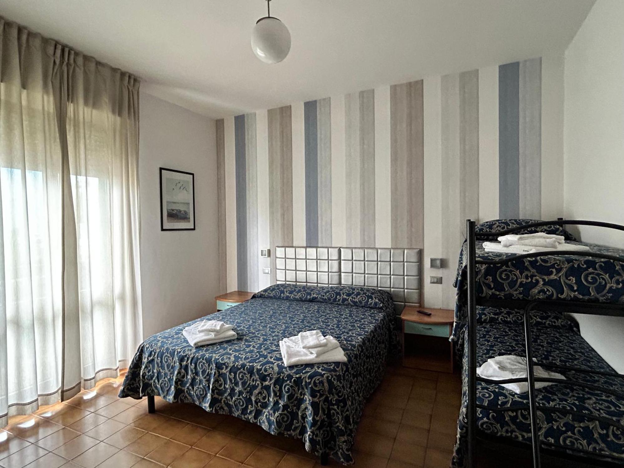 Hotel Etna - Nuova Gestione Romagnola All-Inclusive Spiaggia Parcheggio Ριτσόνε Εξωτερικό φωτογραφία