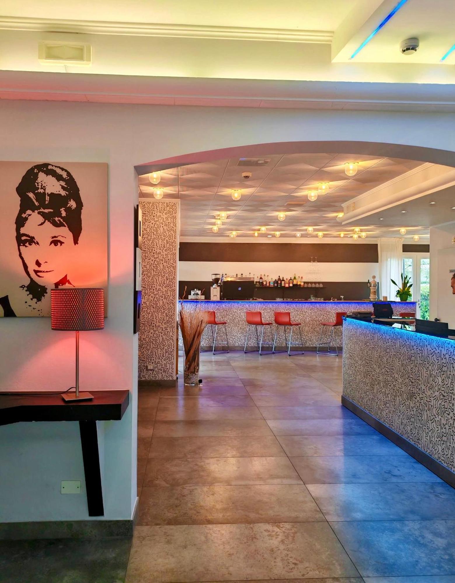 Hotel Etna - Nuova Gestione Romagnola All-Inclusive Spiaggia Parcheggio Ριτσόνε Εξωτερικό φωτογραφία